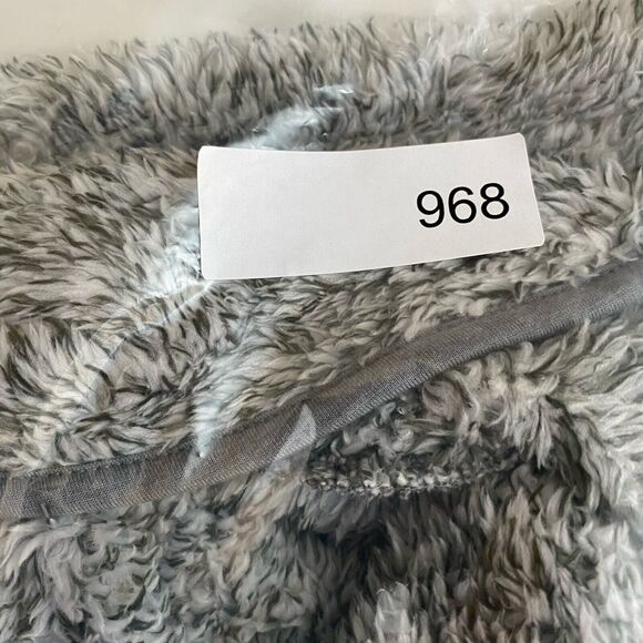 Soft Surroundings Womens Gray Fleece Cardigan Sweater Sz Large One Button Light - Picture 12 of 12